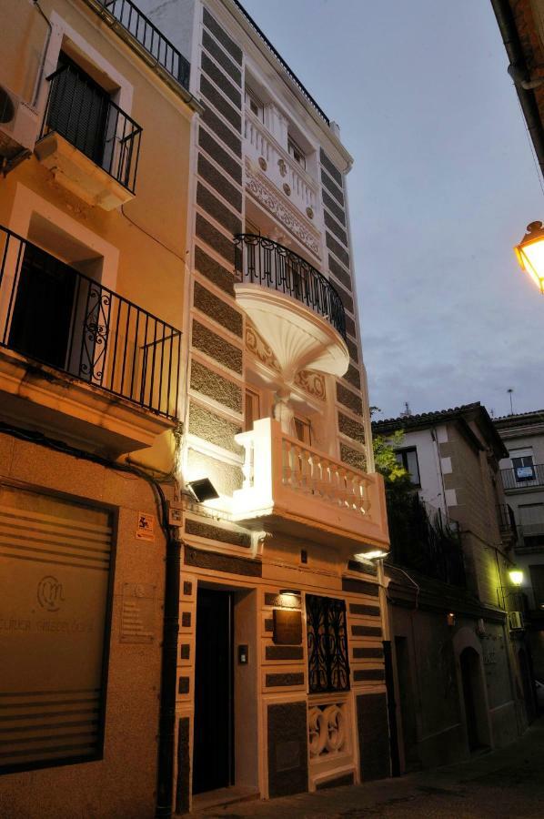 Apartamentos Suites Cariátide Plasencia Exterior foto