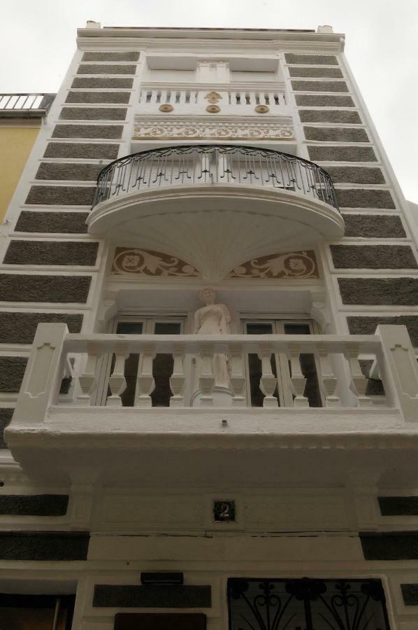 Apartamentos Suites Cariátide Plasencia Exterior foto